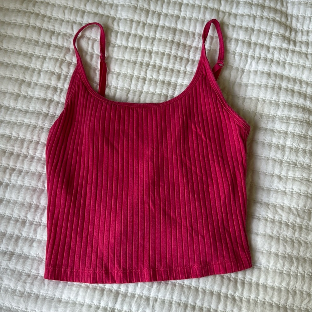 Pink tank